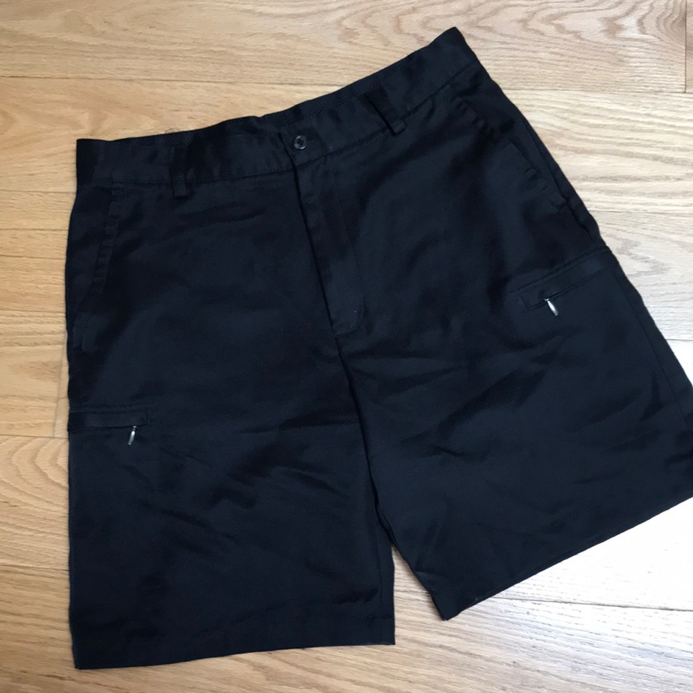 IZOD golf shorts black sz 34 men’s